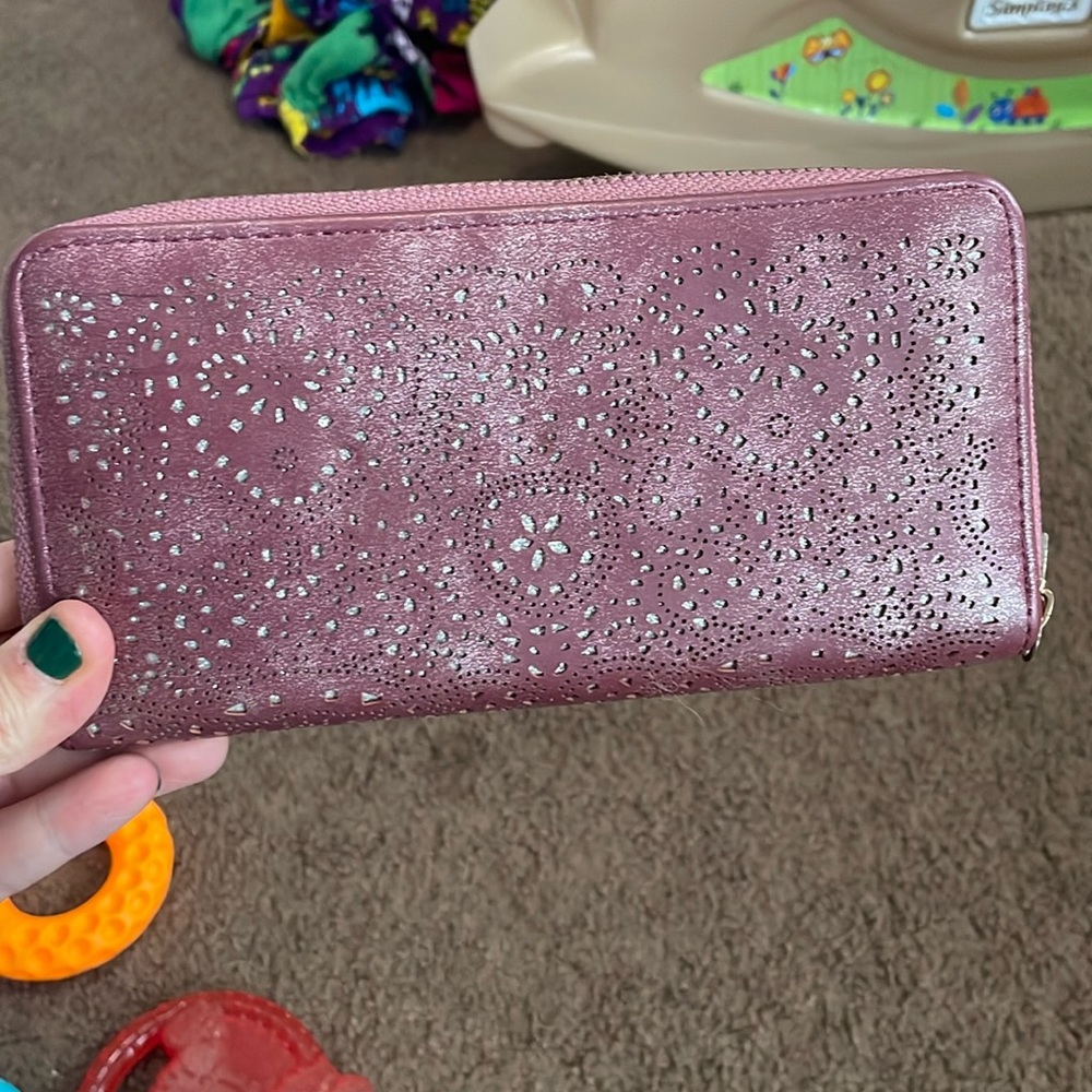 Pink Maurice’s wallet